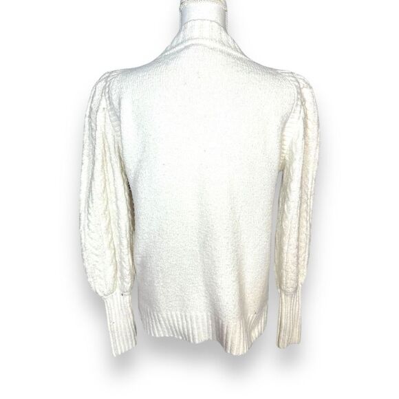 Design History Cut Out Sleeve Soft Cozy Sweater M NWT - Picture 4 of 5